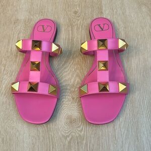 Valentino flat sandals